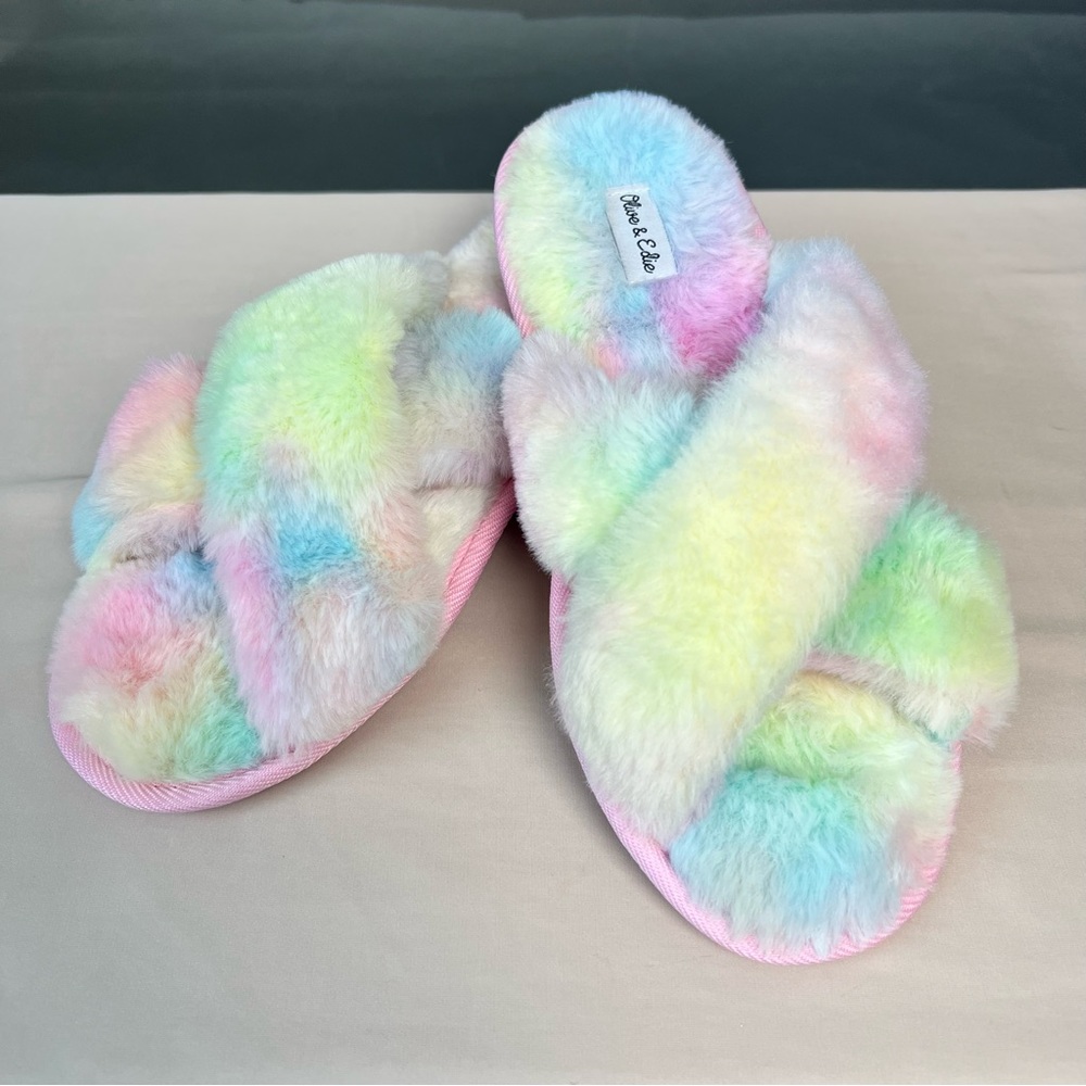 Olive and Ellie Rainbow fuzzy slippers brand new!